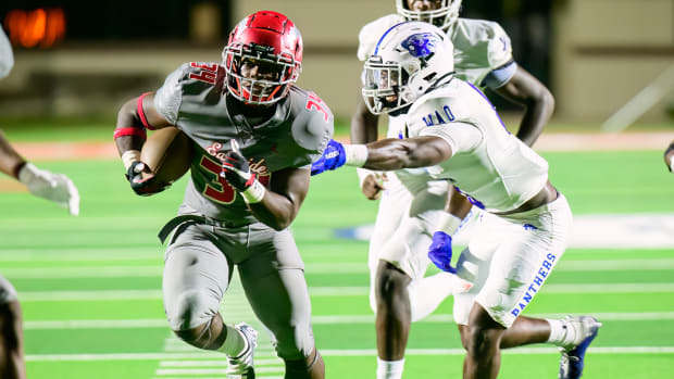 Nationally-ranked North Shore blew through King 38-3 in Houston on September 29, 2022.